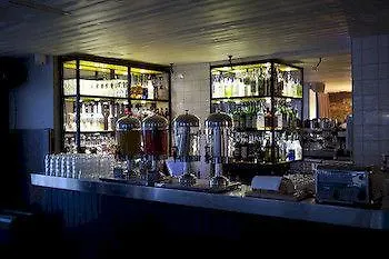 Hotel Langley Tango
