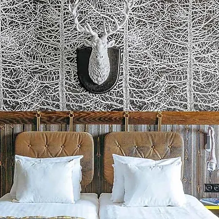 Hotel Langley Tango 3*