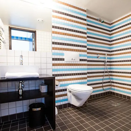 Langley Tango Hotel 3*