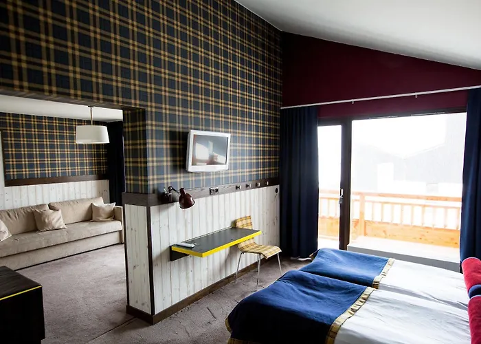 Hotel Langley Tango 3*